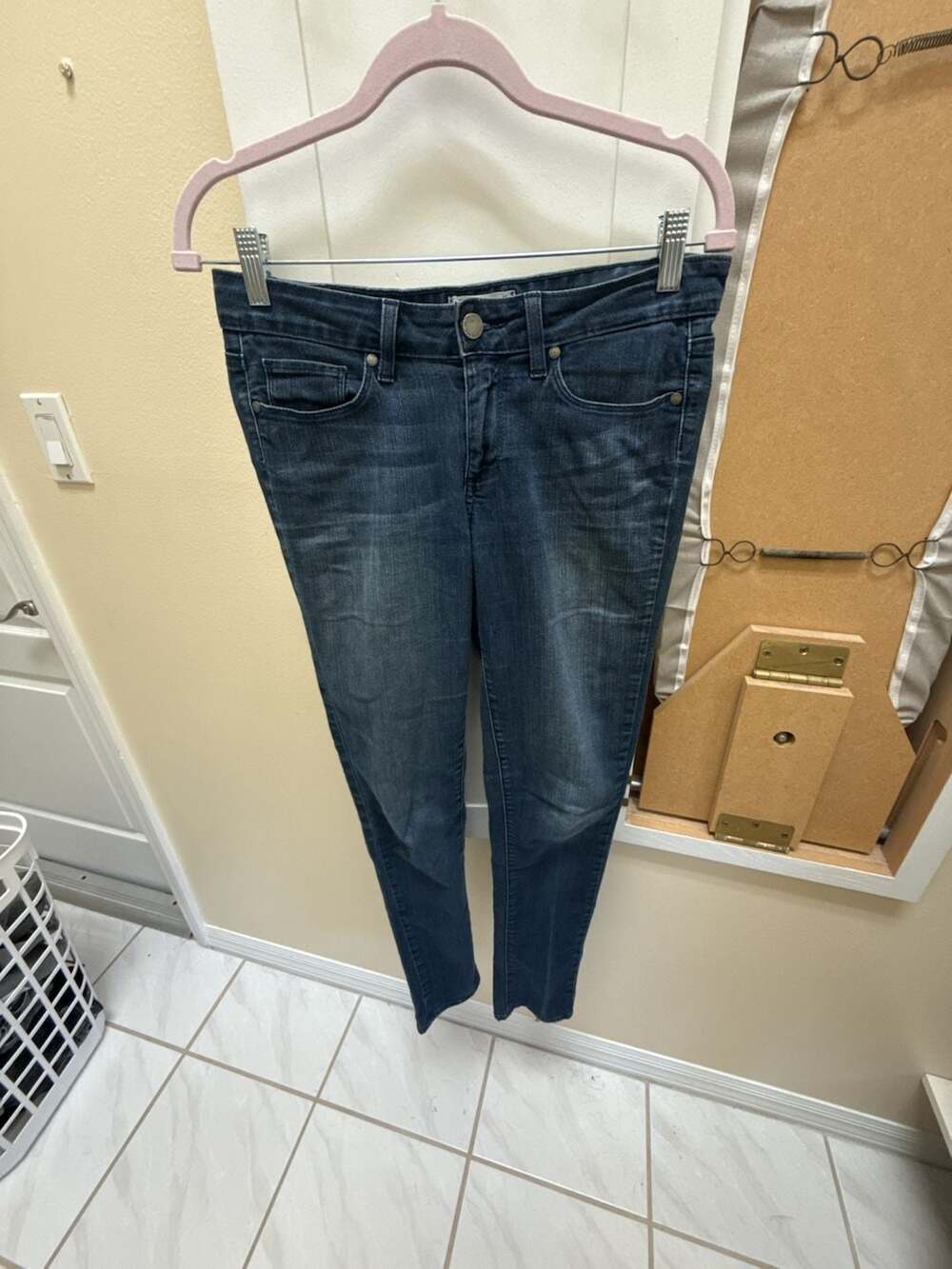 Paige Peg Skinny Jeans Size 28